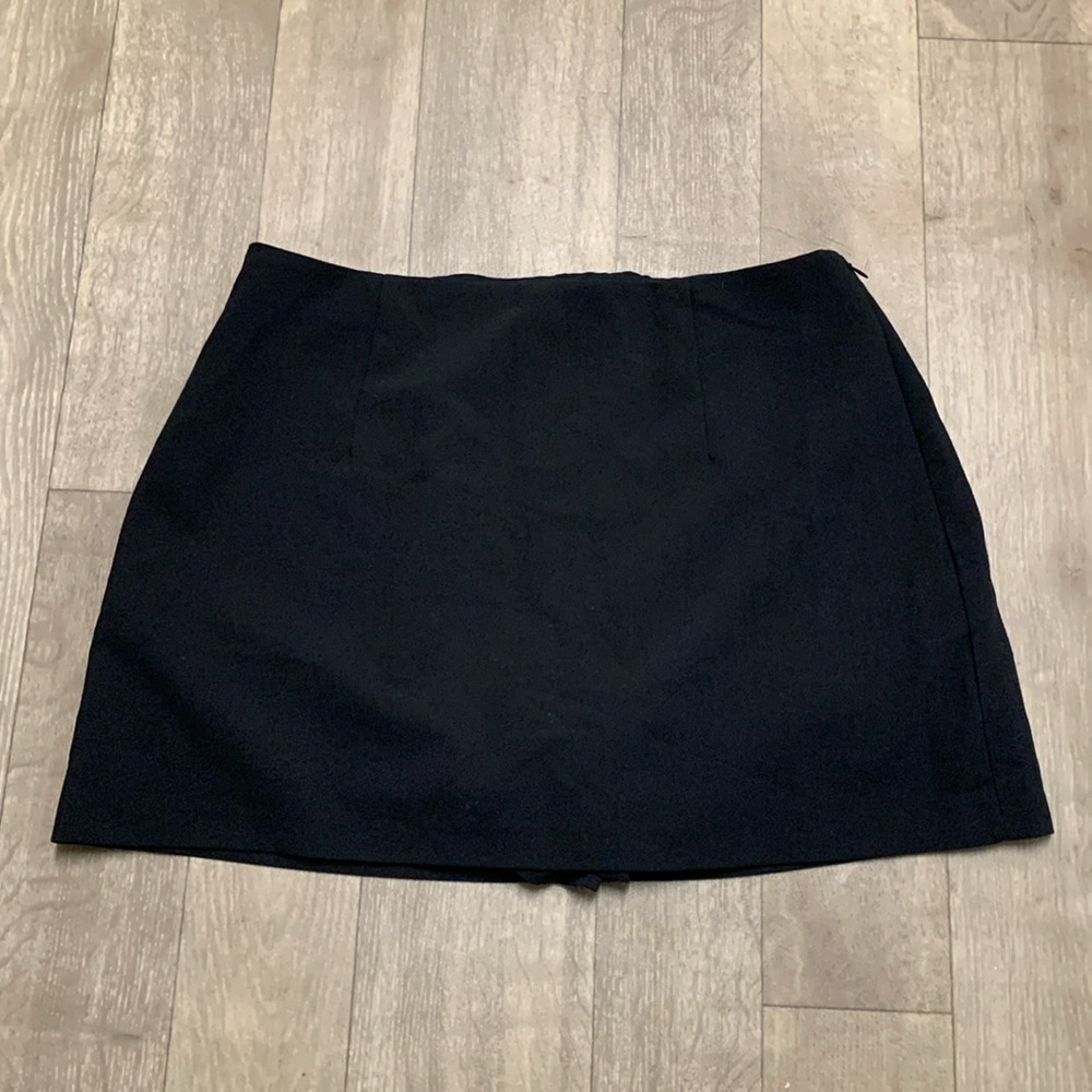 Abercrombie & Fitch Black Skort